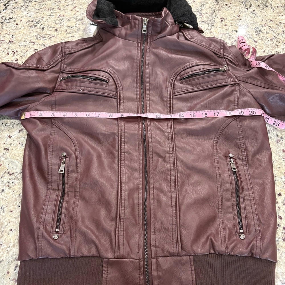 Burgandy faux leather fleece lined removable hood jacket Large GUC Preowned - Picture 11 of 13